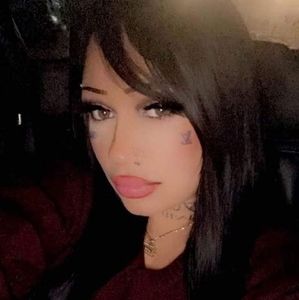 Meet your Posher, Bebe